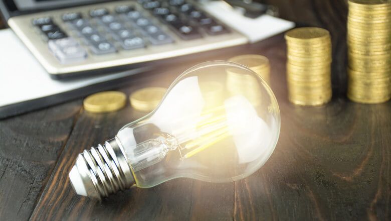 Tarifele la energia electrică ar putea scădea. Anunțul ANRE