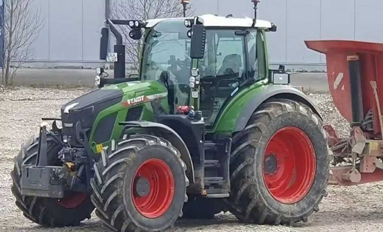 В сети засветился прототип нового трактора Fendt серии 600   