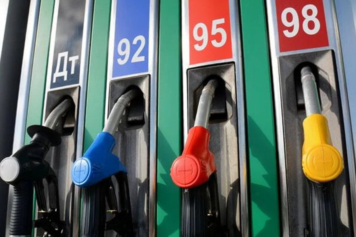 Motorina se scumpește cu 9 bani, iar prețul benzinei rămâne neschimbat