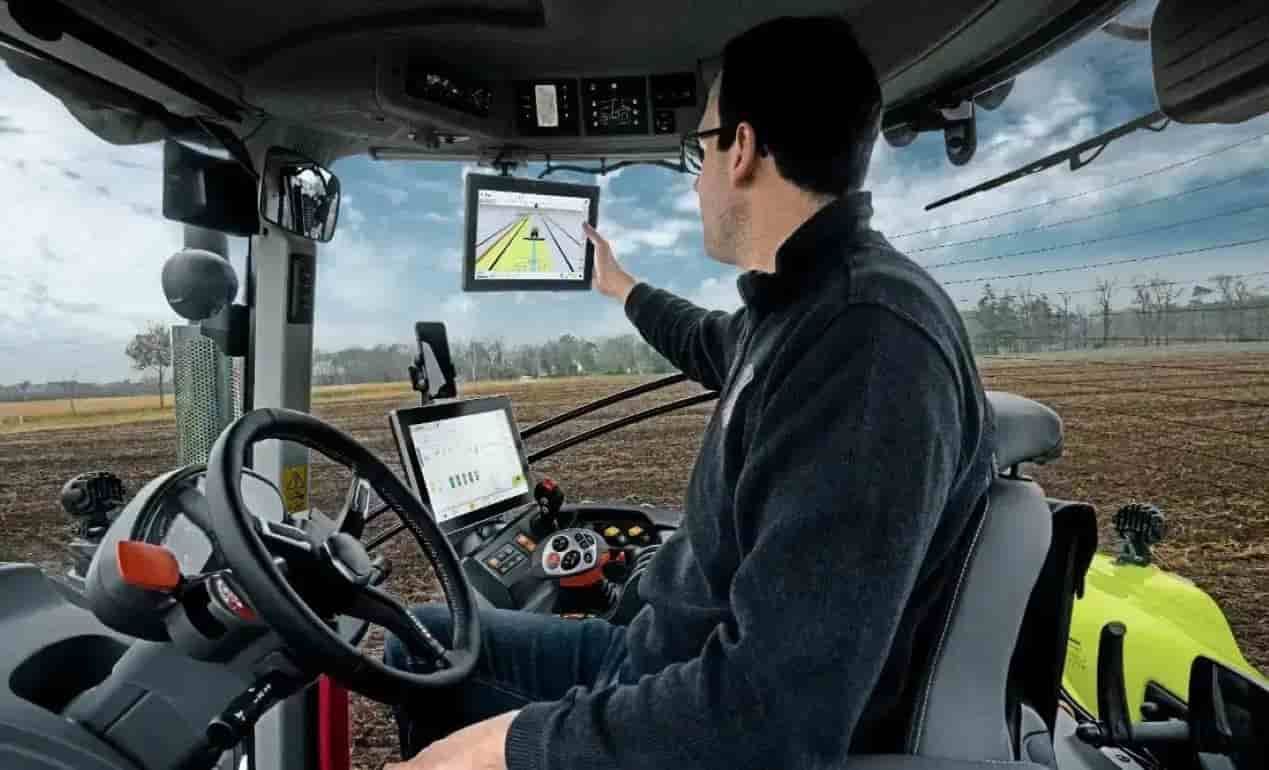 CLAAS представил обновленный универсальный терминал Cemis 1200