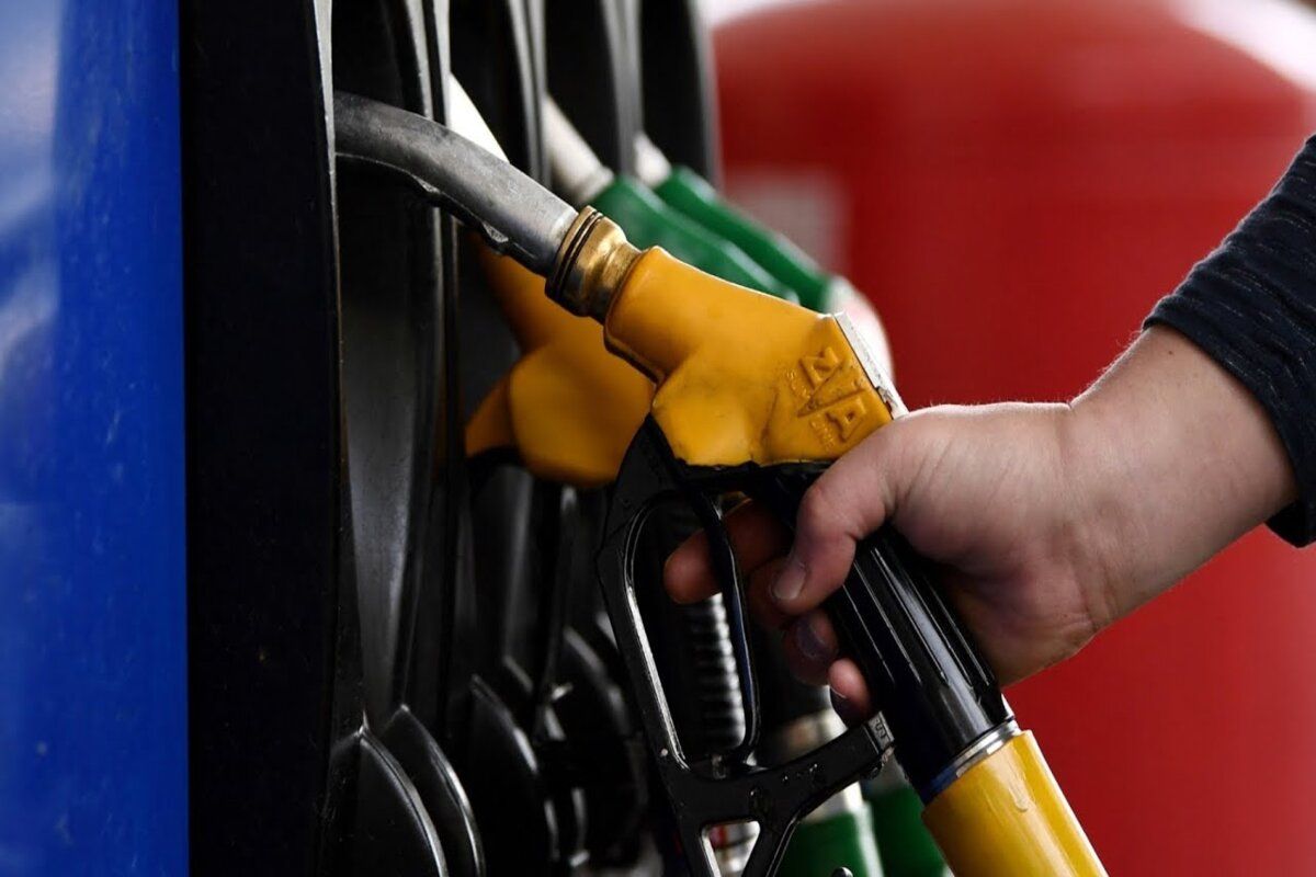După o serie de ieftiniri, benzina și motorina se scumpesc din nou