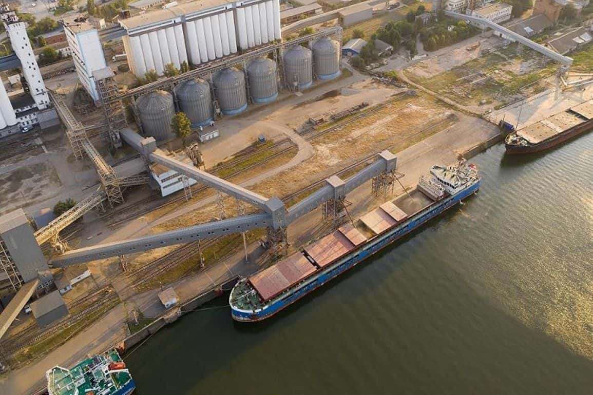 Цены продовольственной пшеницы в морских портах Украины выросла до 175$/т
