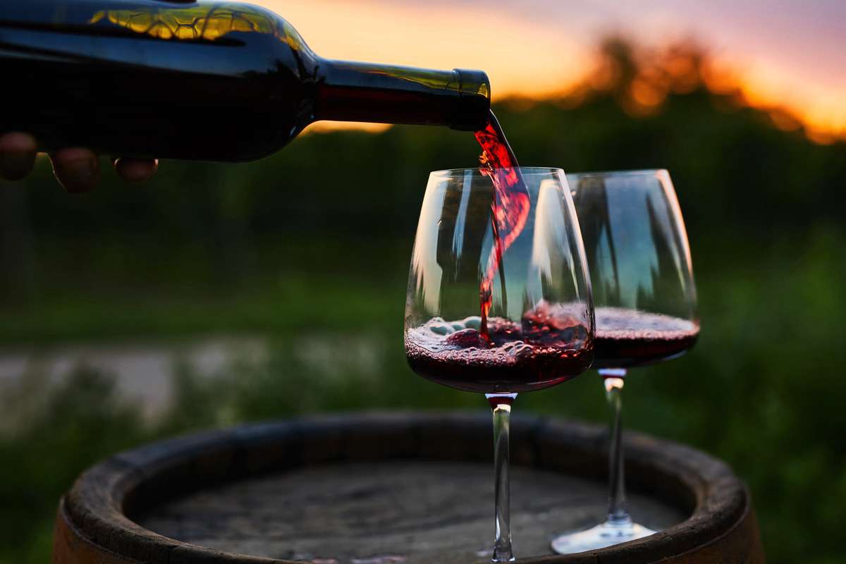 Două întreprinderi vinicole din R. Moldova ar putea fi fuzionate