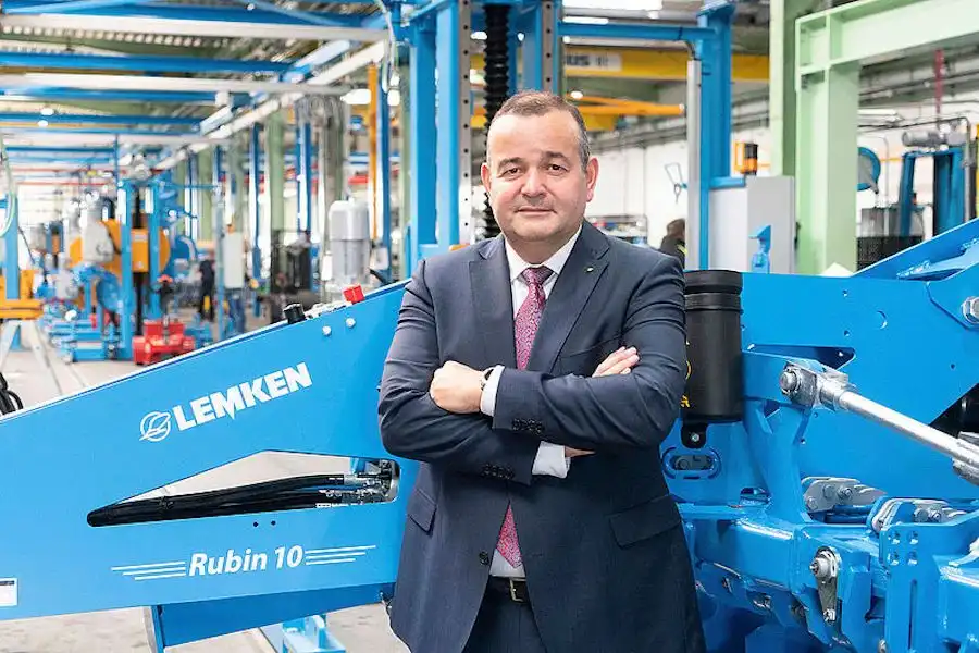 Компания LEMKEN продолжает расти