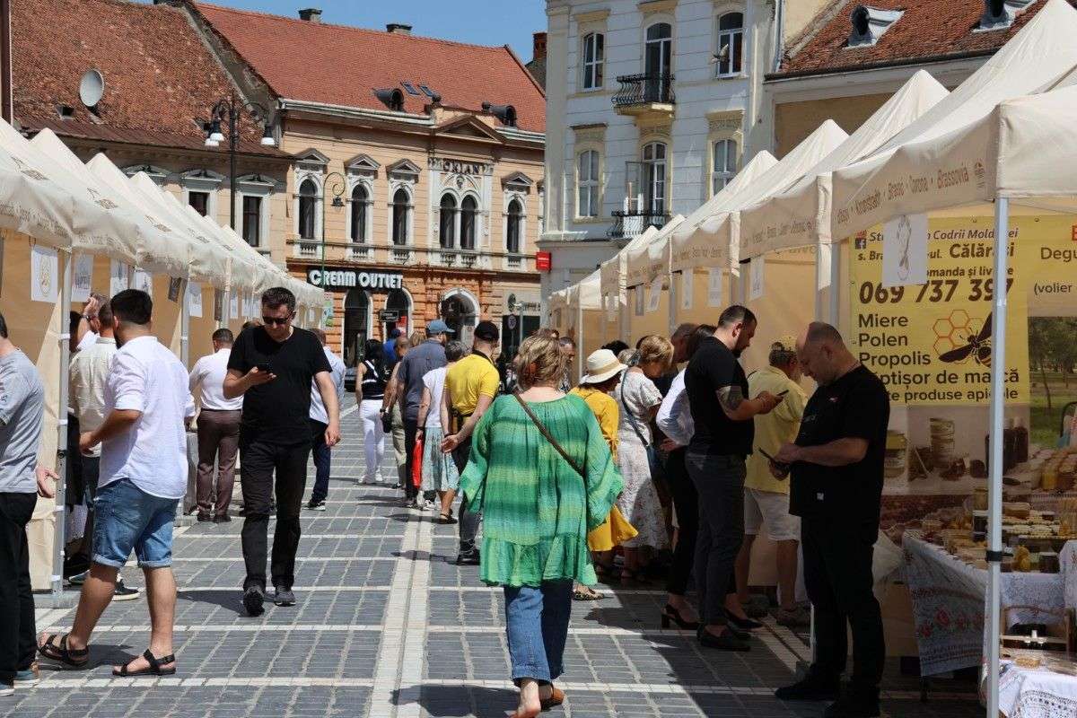 Expoziția „Republica Moldova Prezintă” revine la Iași. Când va avea loc