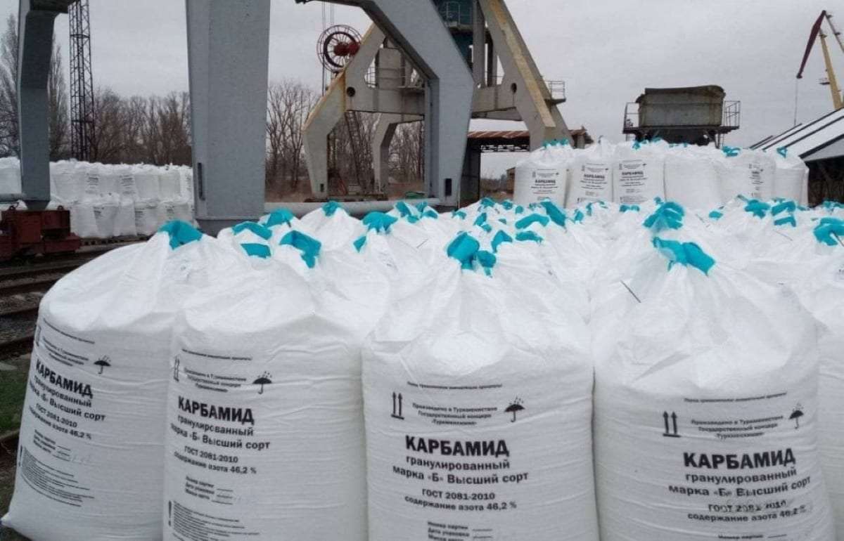 Почему в Украине дорожает карбамид