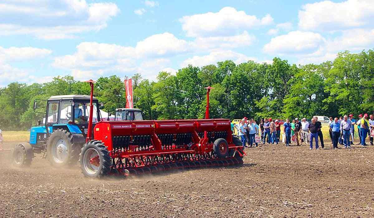 Agropiese TGR объявляет о специальных скидках при предзаказе агрегатов Elvorti