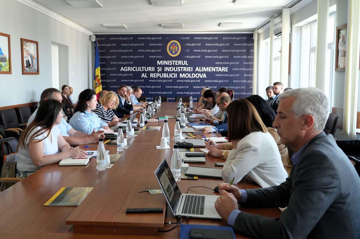 Consultările privind integrarea agriculturii în UE: Fermierii cer sprijin