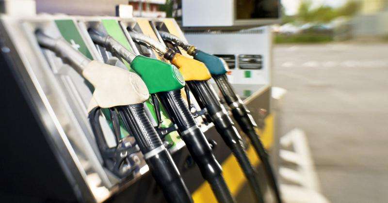 Cresc prețurile la carburanți în 2026. Care sunt motivele