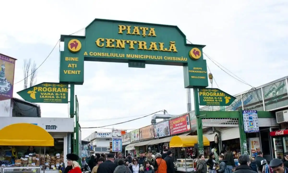 Cu cât s-au scumpit legumele și fructele după redeschiderea piețelor