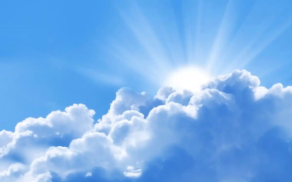 Vremea se menține răcoroasă la nord, cu maxime de +23 grade Celsius. Ce temperaturi ne așteaptă astăzi