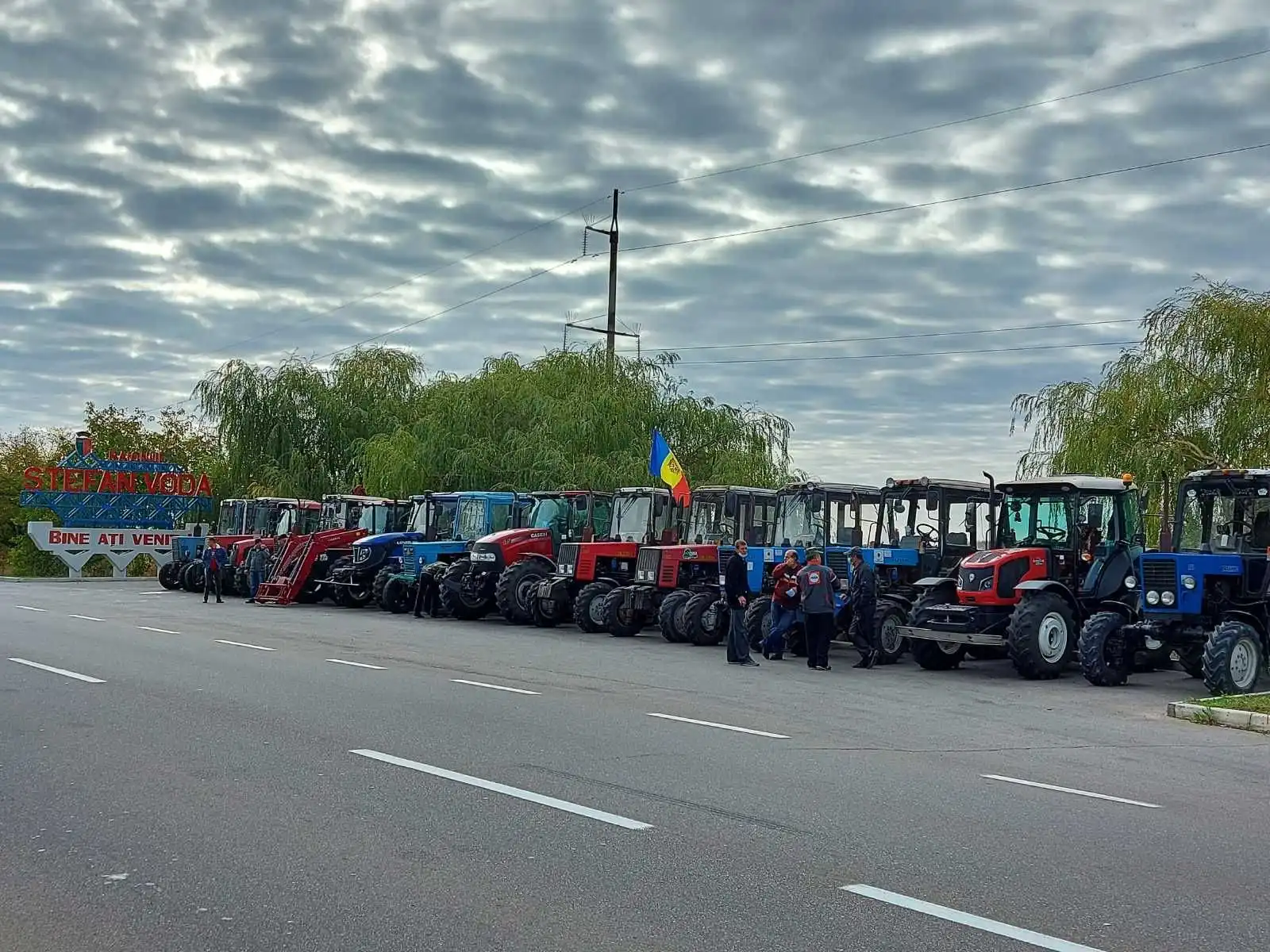 Протестующие фермеры встретились с министром сельского хозяйства