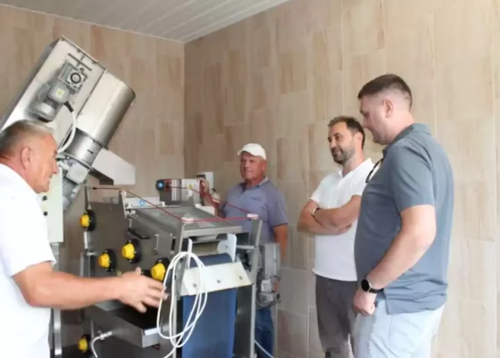 De la fructele din livezi la suc și ciocolată: povestea lui Andrei Josan